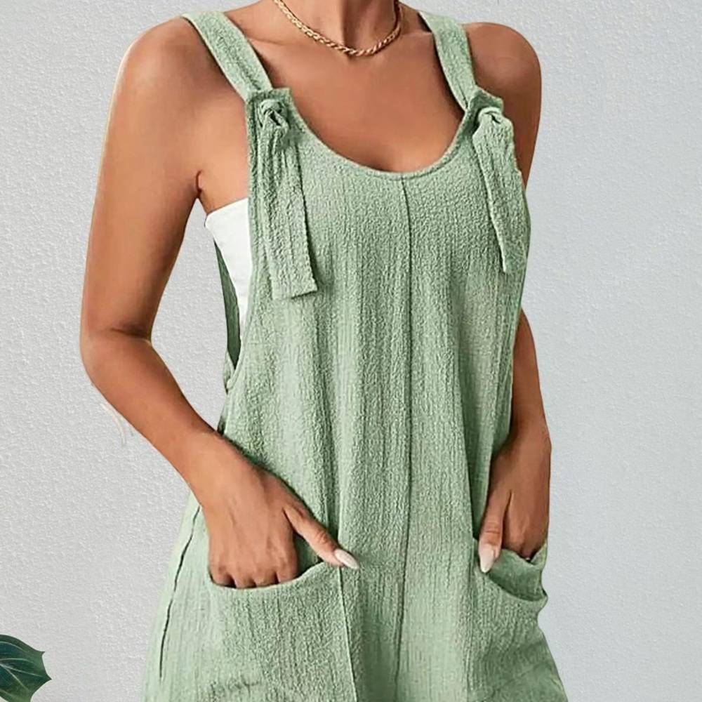 Women's Textured Pockets Adjustable Straps Overalls, Casual Sleeveless Romper.